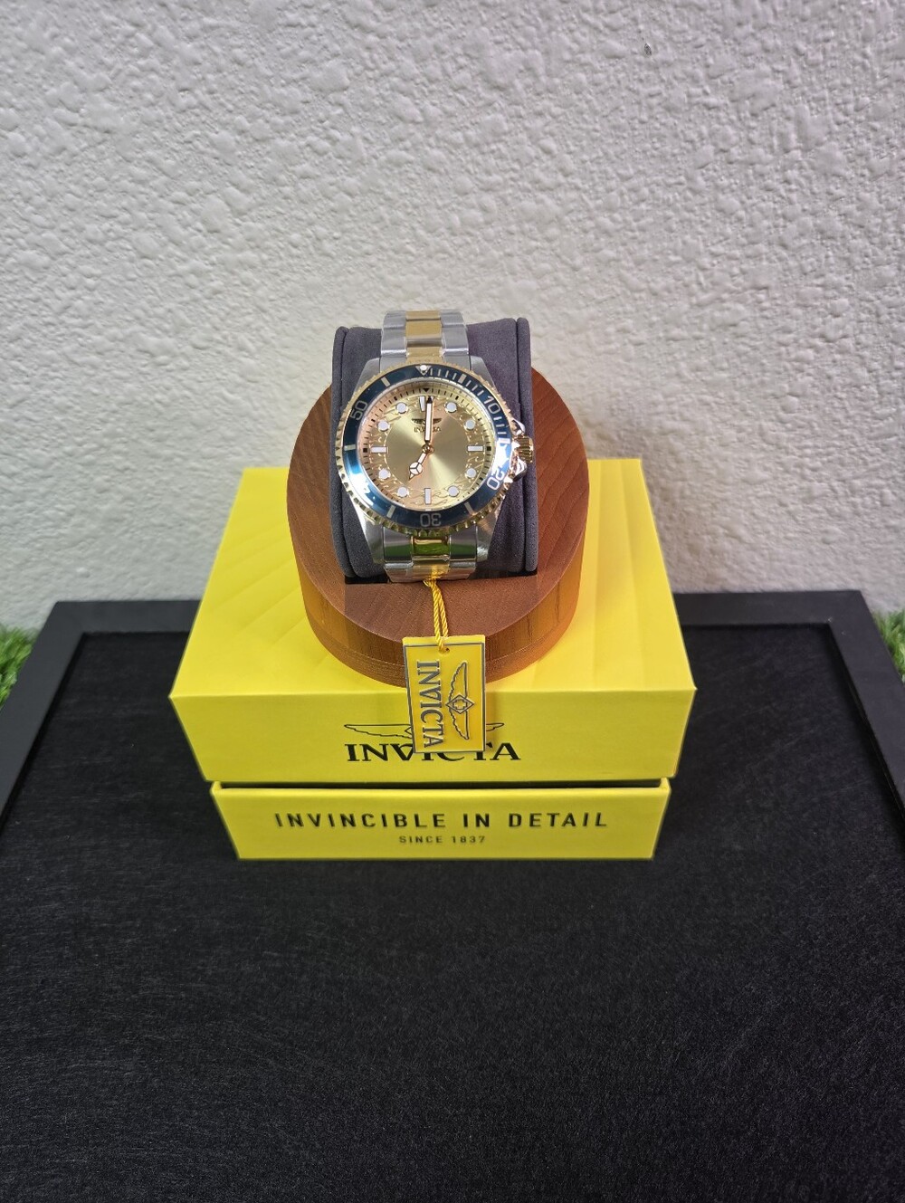 Invicta Pro Diver Crestcore Mens Watch - 43mm Gold/Steel (49697)